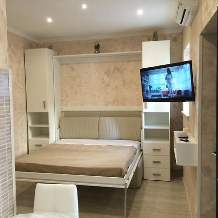 Casa Vacanze Sannazzaro Flat Неаполь Экстерьер фото