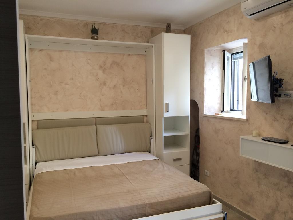 Casa Vacanze Sannazzaro Flat Неаполь Экстерьер фото